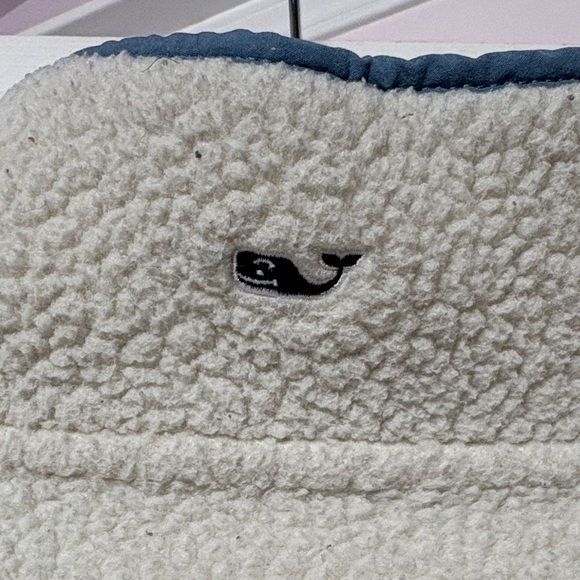 Vineyard Vines Light Gray Fleece Pullover with Blue Trim - Picture 3 of 6